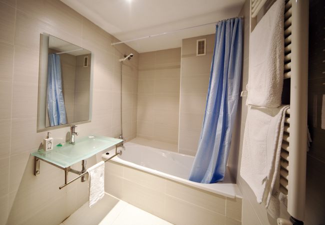 Apartamento en Valencia - Marina Real 2D - Apto.Terraza 5 PAX Apartamento en Valencia - Marina Real 2D - Apto.Terraza 5 PAX