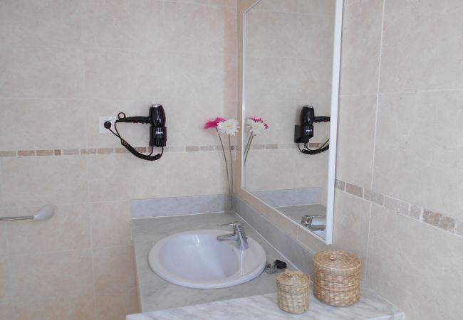 Apartamento en Costa Teguise -  Costa Teguise Beach 2D- 6 pax- 301 Apartamento en Costa Teguise -  Costa Teguise Beach 2D- 6 pax- 301
