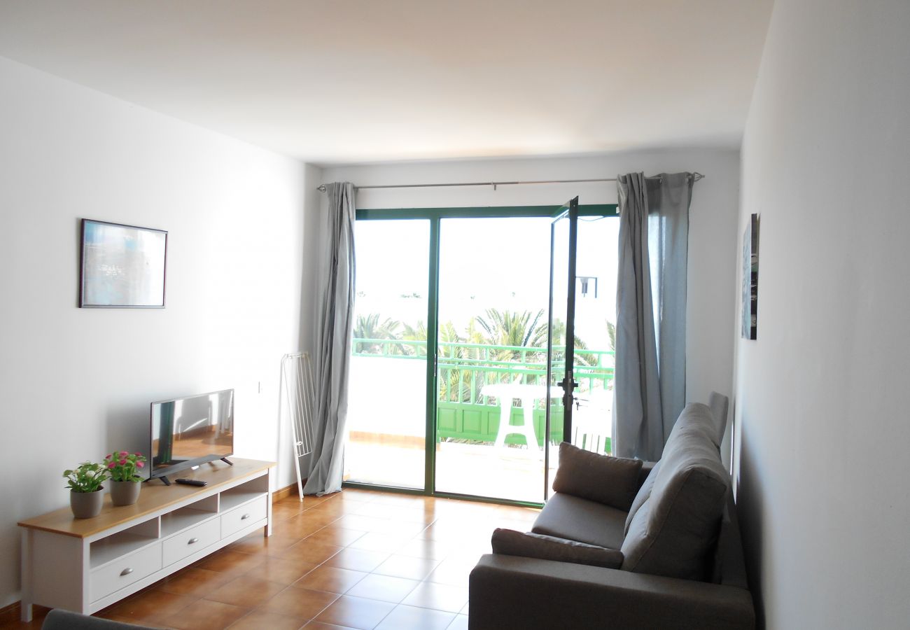 Apartamento en Costa Teguise -  Costa Teguise Beach 2D- 6 pax- 301